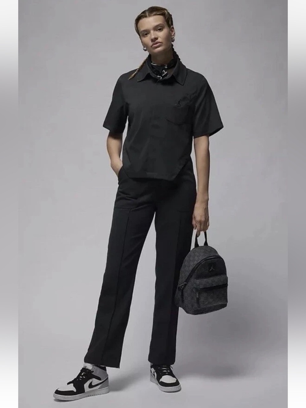 Nike Air Jordan Womens Woven Pants Size XS
Black FN5446-010
